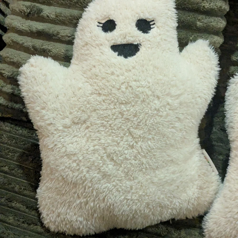 Cute Ghost Plush Pillow Set